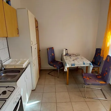 Malom Tavi Vendégház *